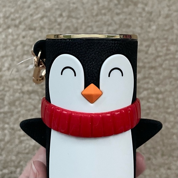 Bath & Body Works Holiday Penguin Hand Sanitizer Spray Holder - Picture 14 of 16